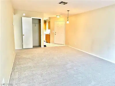 3125 North Buffalo Drive 1135 Living Room