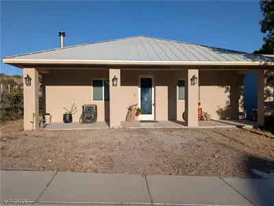 251 Spring Heights, Caliente