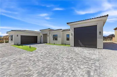 4700 Parkwood Drive Pahrump, NV 89061