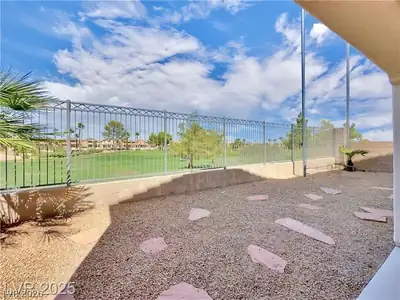 134 Crooked Putter Drive, Las Vegas, NV 89148 Yard