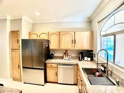 2050 West Warm Springs 321, Las Vegas, NV 89014 Kitchen