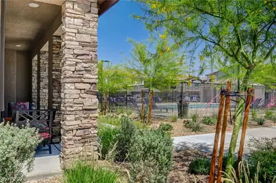 7320 North Decatur Boulevard 5 Yard