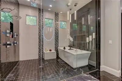 12439 Sky Bluff Court, Las Vegas, NV 89138 Primary Bathroom