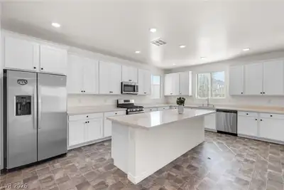2711 Lindsey Springs Street, Las Vegas, NV 89142 Kitchen