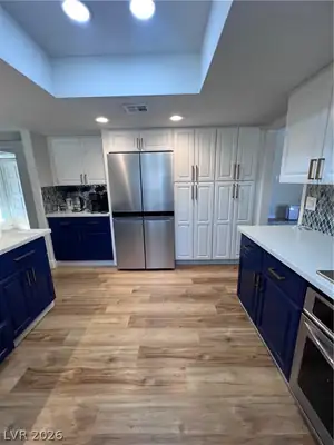 7536 Spanish Bay Drive, Las Vegas, NV 89113 Kitchen