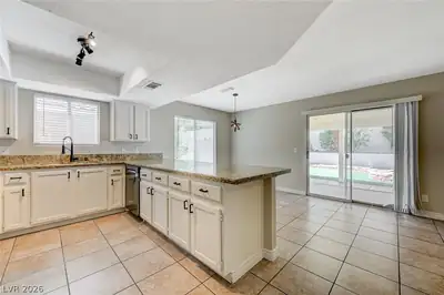 2333 Jasmine Garden Drive, Las Vegas, NV 89134 Kitchen