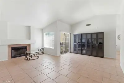 2313 Diamondback Drive, Las Vegas, NV 89117 Living Room