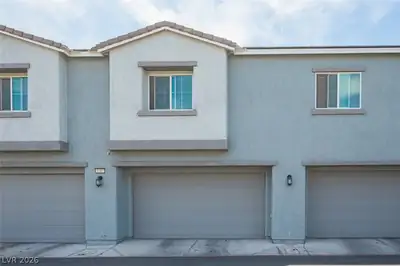 5565 Autumn Cliffs Way, Las Vegas, NV 89118 Front of Structure