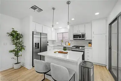 512 Macbrey Drive Kitchen