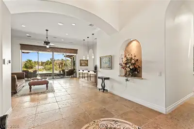 8 Greely Club Trail, Henderson, NV 89052 Living Room