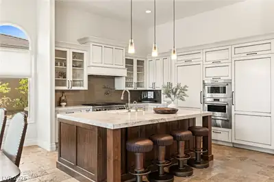 8 Greely Club Trail, Henderson, NV 89052 Kitchen