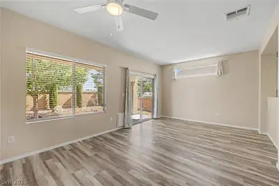 2160 Tiger Links Drive Living Room