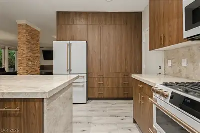 904 Sir Winston Street, Henderson, NV 89052 Kitchen