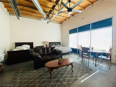 4080 East Post Road C-3 Living Room