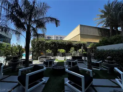 4471 Dean Martin Drive 906 Patio