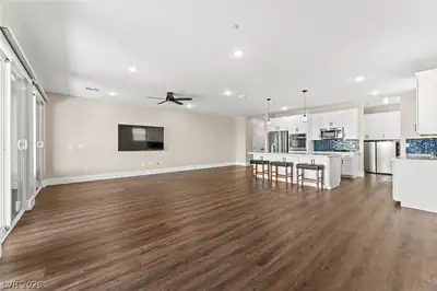 2555 Hampton Road 11210 Family Room