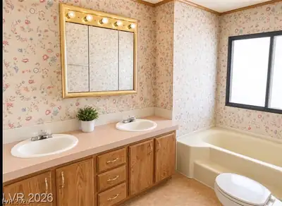 1645 East State Highway 168 Primary Bathroom