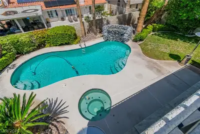 9504 Treasure Beach Court Pool