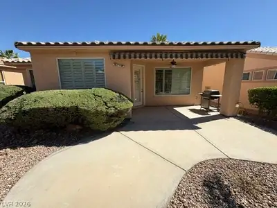 5145 Vincitor Street Kitchen