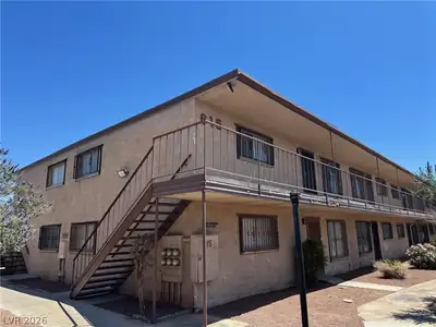 615 South Royal Crest Circle 24, Las Vegas