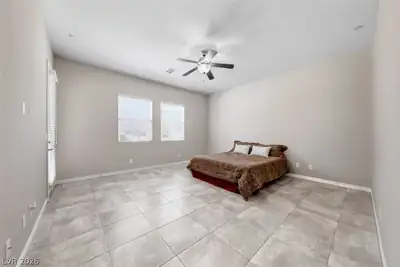 501 Wildflower Avenue Bedroom