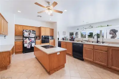 4210 England Drive, Pahrump, NV 89048 Kitchen