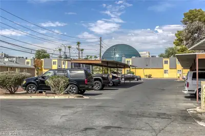 585 South Royal Crest Circle 20, Las Vegas