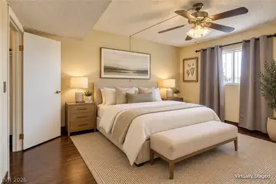 585 South Royal Crest Circle 20, Las Vegas, NV 89169 Bedroom
