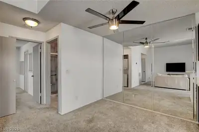 3150 Soft Breezes Drive 2040 Bedroom