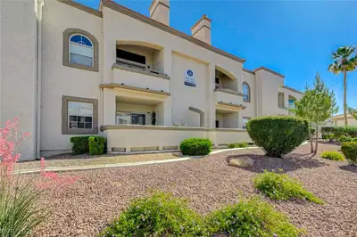 3150 Soft Breezes Drive 2040 Front of Structure
