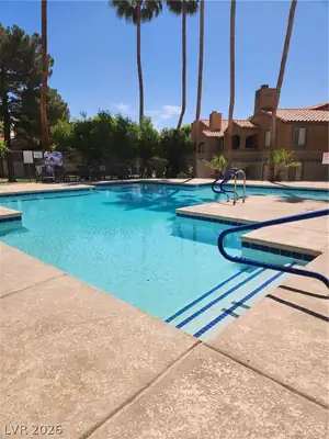 230 Mission Newport Lane 203 Pool