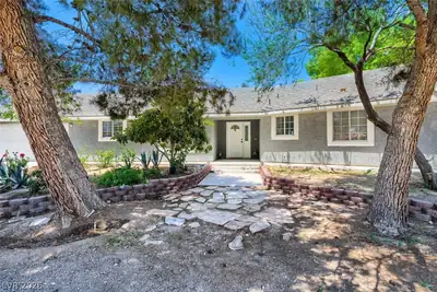 6320 Horse Drive Las Vegas, NV 89131