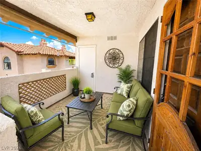 1417 Santa Margarita Street G Balcony