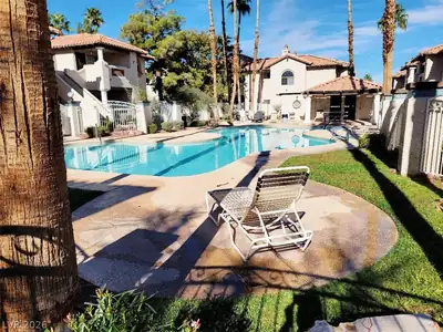 1417 Santa Margarita Street G Pool