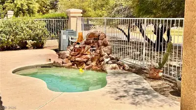 5032 Forest Oaks Drive, Las Vegas, NV 89149 Spa