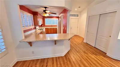 5032 Forest Oaks Drive, Las Vegas, NV 89149 Kitchen