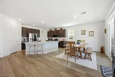 3705 Alla Rocca Avenue, Henderson, NV 89044 Kitchen