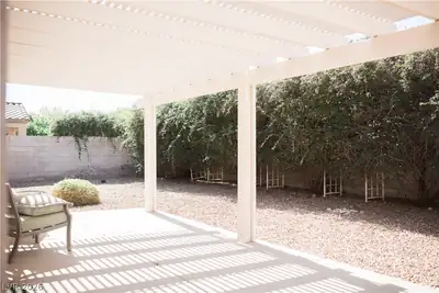 517 Pearberry Avenue Patio