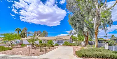 1517 Bryn Mawr Avenue Las Vegas, NV 89102