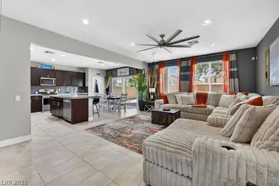 6375 Ashland Crest Street, Las Vegas, NV 89115 Living Room