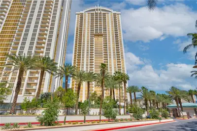 125 East Harmon Avenue 3301 & 3303, Las Vegas