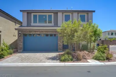 7135 Sunland Hills Avenue, Las Vegas, NV 89113 Front of Structure