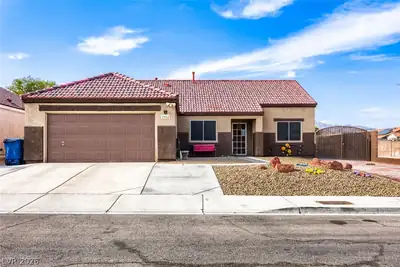 2402 White Sails Court, North Las Vegas, NV 89031 