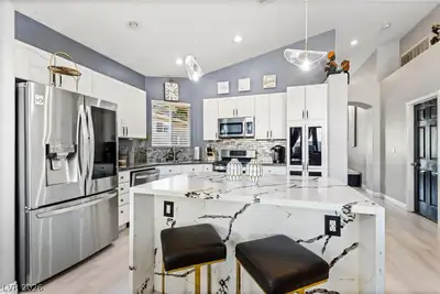 7954 Half Moon Point Drive, Las Vegas, NV 89113 Kitchen