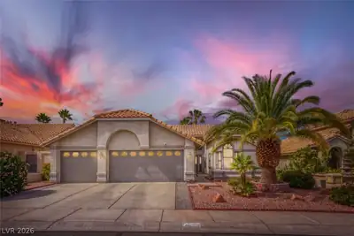9536 Cliff View Way, Las Vegas