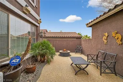 865 Bussora Rose Drive, Henderson, NV 89015 Patio