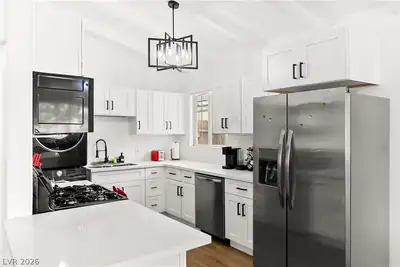 1916 Howard Avenue, Las Vegas, NV 89104 Kitchen