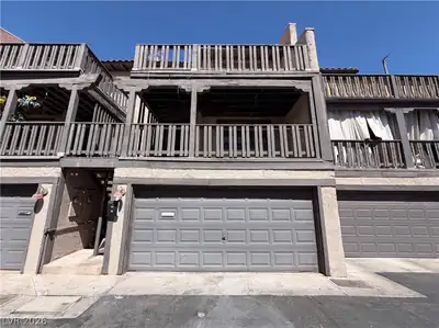 4924 Calle Del Cajon Las Vegas, NV 89120