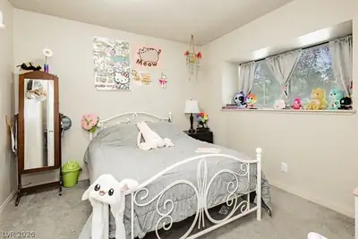 5445 El Roble Court, Las Vegas, NV 89120 Bedroom