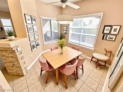 5525 West Flamingo Road 2009 Dining Area